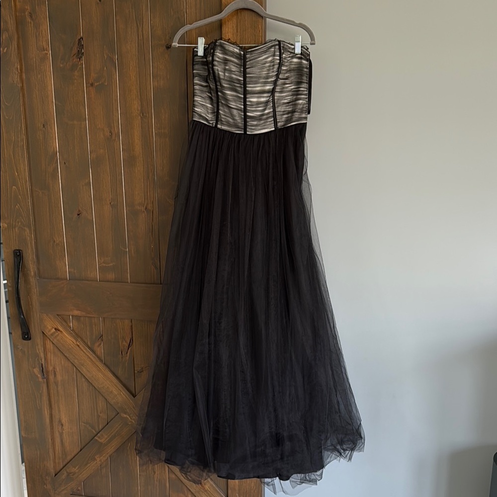 White House Black Market Elegant Black Tulle Gown | Size 4